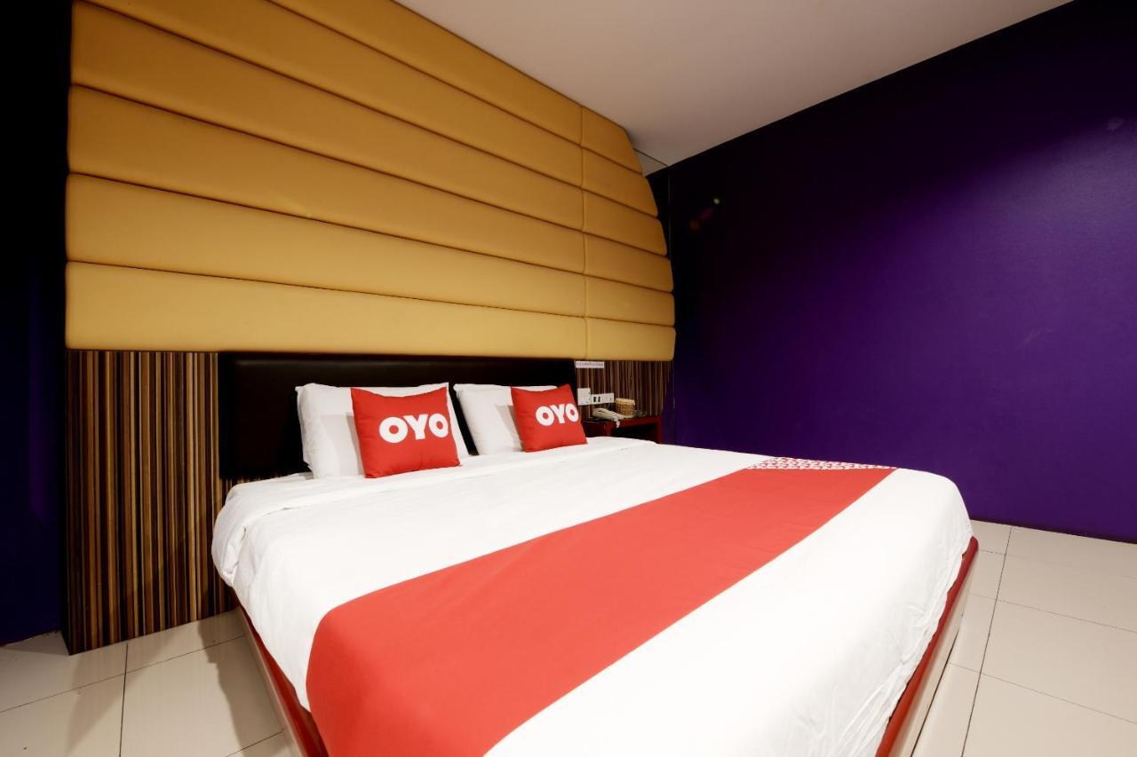Sriracha Hotel And Spa Ban Huai Yai Phrom Exterior foto